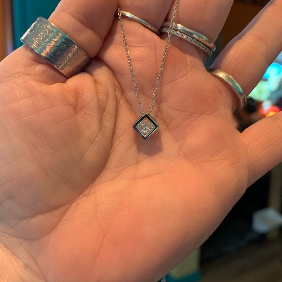 #226 1 ct Moissanite cube necklace - Picture 3 of 6